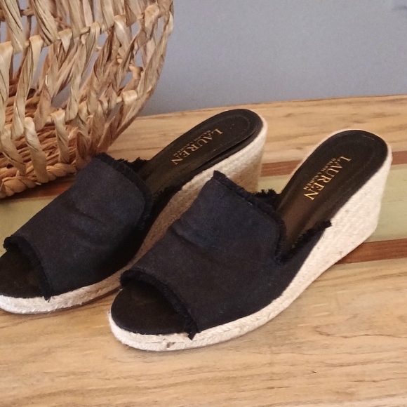 Ralph Lauren Wedges 🖤 - Picture 1 of 10